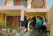 FURNISHED ROOMS FOR FOREIGN TOURIST/ EXPATS/PROFESSIONAL PH-9999728165