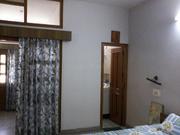 FLATS AND FLOORS FOR RENT IN MOHALI CALL MANOJ 8437784222