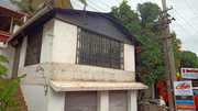 Shop / showroom for rent.