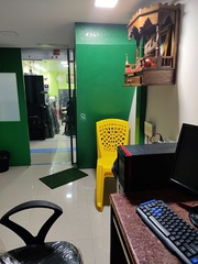 Office Near Poisar Bus Depot on Lease